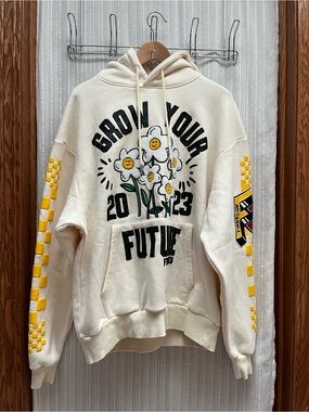 First Row Grow Your Future Hoodie Cream Streetwear Graphic size M
